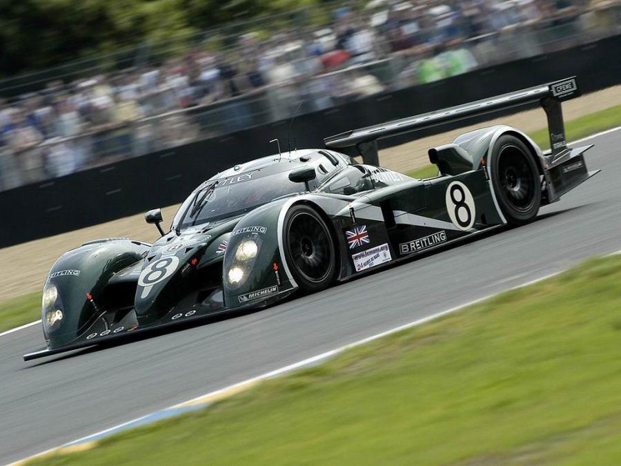  Bentley Speed 8 2003 года  (фото 10 из 18)